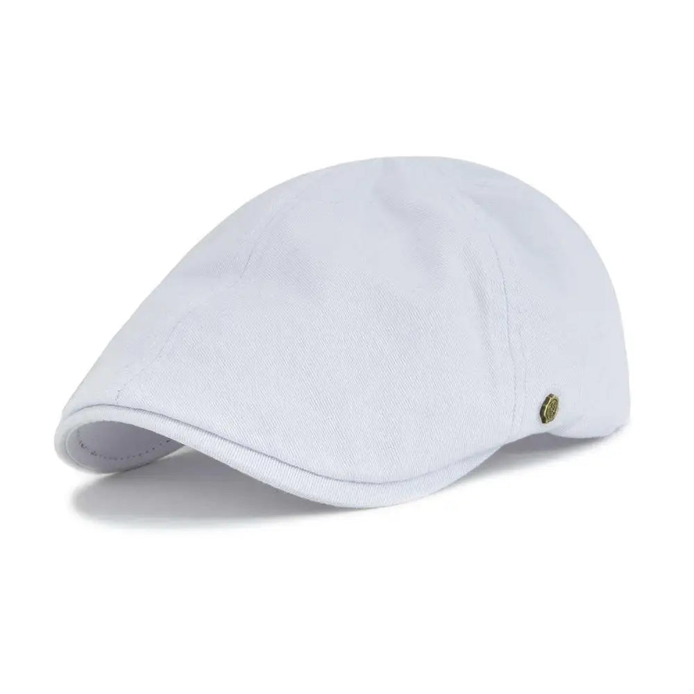 Flat Cap – Timeless Design with Minimal Stitch Detail